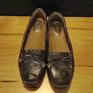 Women's Clark Artisan Dunbar cruiser loafers copper metallic color size 8M‎